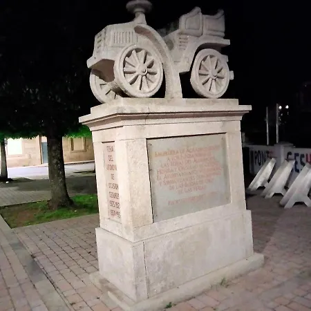 アパート Virxen Do Carmen 7 ポンテセスーレス