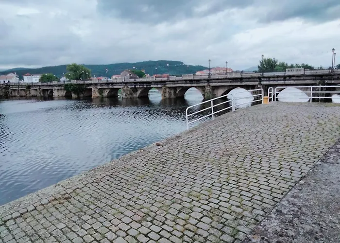 Διαμέρισμα Virxen Do Carmen 7 *